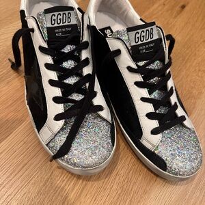 Suede Golden Goose Superstar. Private Edition (NM). Sold out. Size 39.